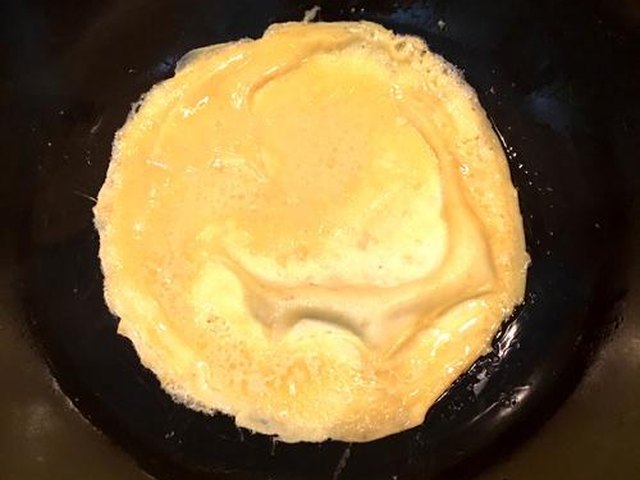 【鸡蛋煎饼】步骤4