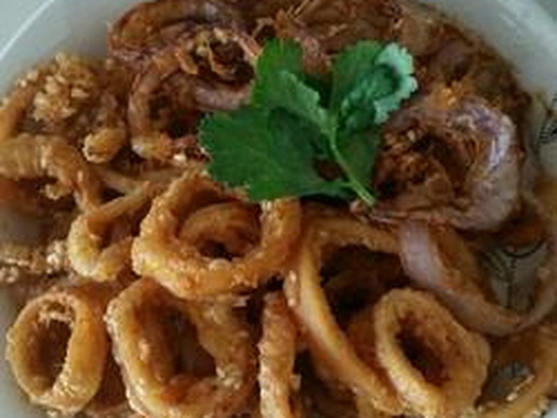 炸鱿鱼圈