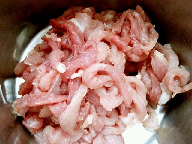 【炸酥肉（猪肉）】步骤1