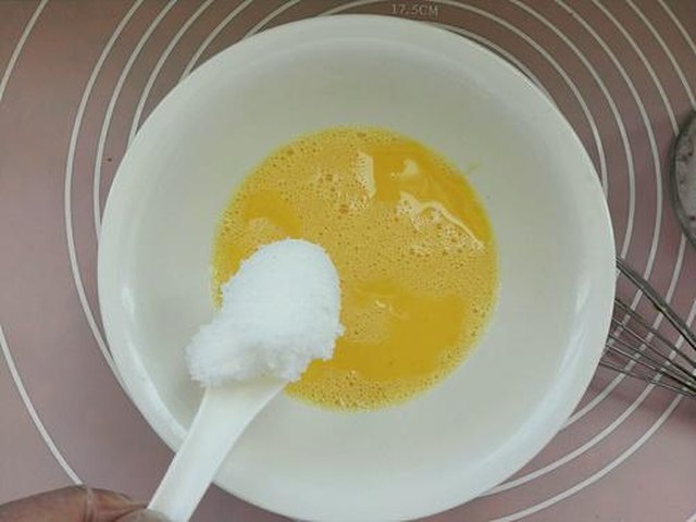 【蜜豆水果蛋挞】步骤3