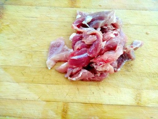 【肉末茄汁油条】步骤4