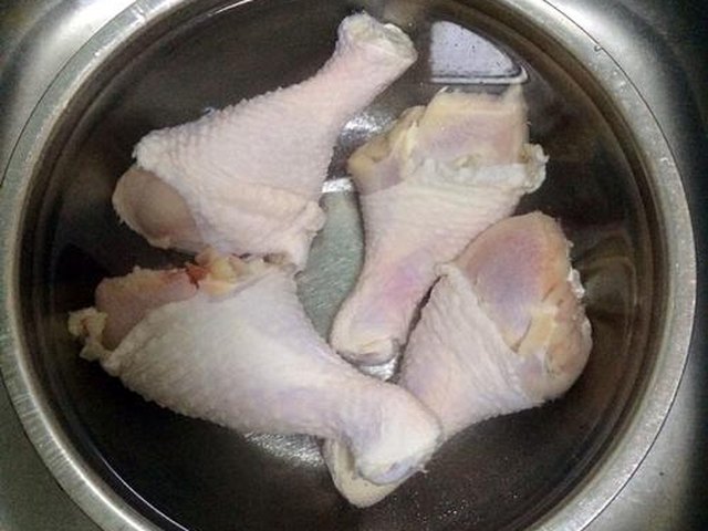 【新奥尔良烤鸡腿】步骤1