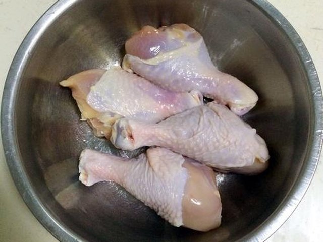 【新奥尔良烤鸡腿】步骤2
