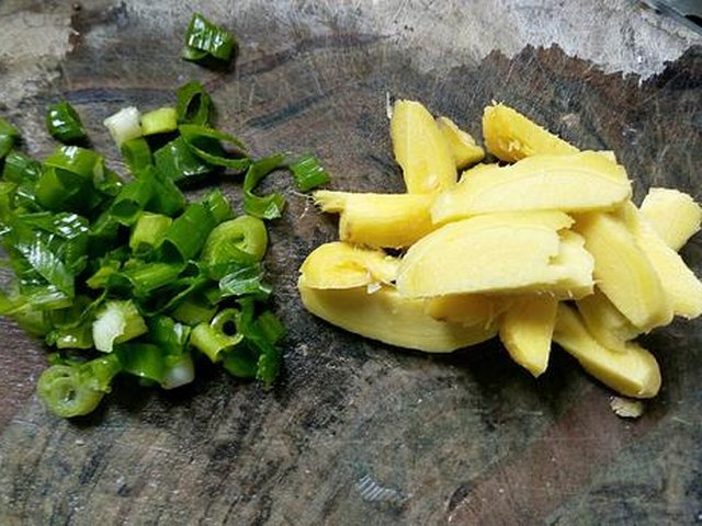 【鱼头豆腐汤】步骤2