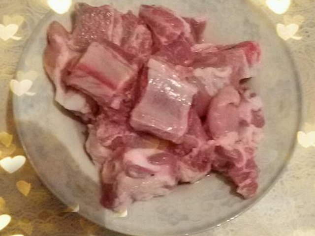 【排骨炖冬瓜】步骤1