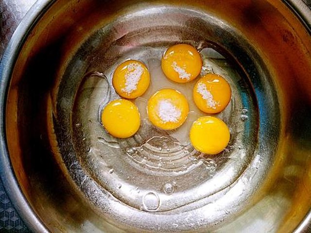 【电饭煲蛋糕】步骤3