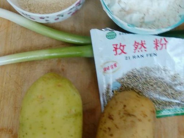 【家常土豆饼】步骤1