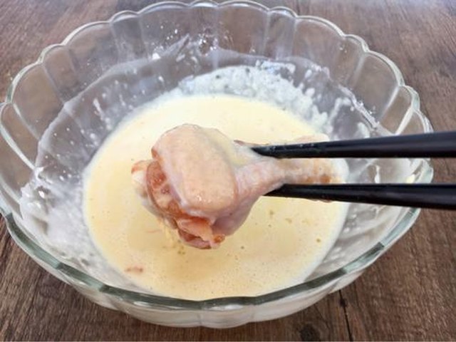【炸鸡腿】步骤4