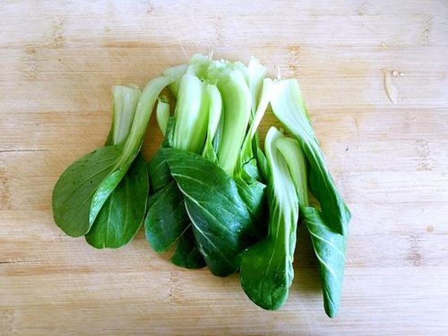【油菜鸡蛋饼】步骤1