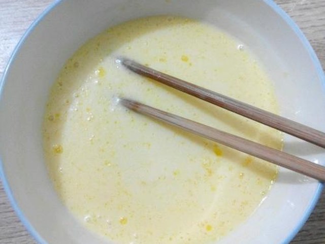 【平底锅红枣酸奶华夫饼】步骤4