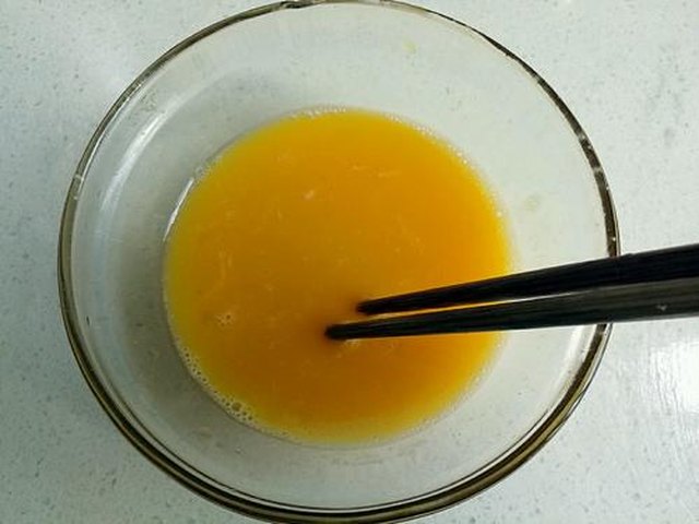 【培根鸡蛋饼】步骤3
