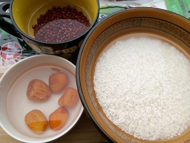 【红豆蜜枣粽子】步骤2