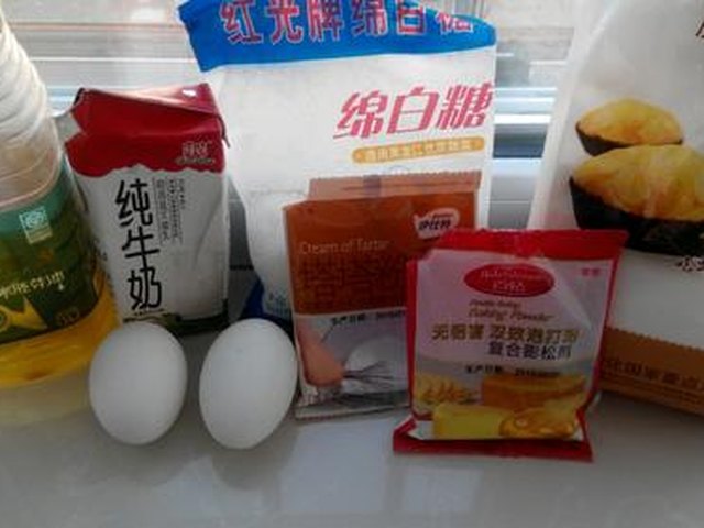 【六寸戚风蛋糕】步骤1
