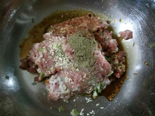 【萝卜馅肉饼】步骤4