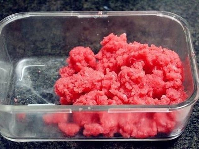 【牛肉洋葱胡萝卜馅饼】步骤1