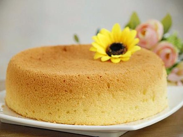 【电饭煲蒸蛋糕】步骤1