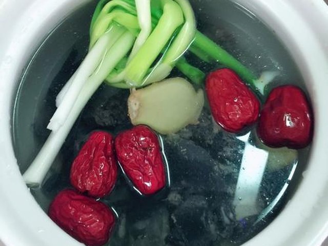 【乌鸡山药】步骤4