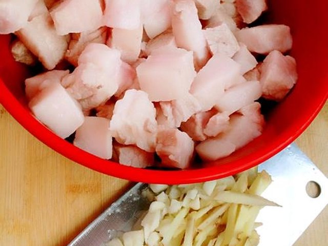 【卤肉饭】步骤2