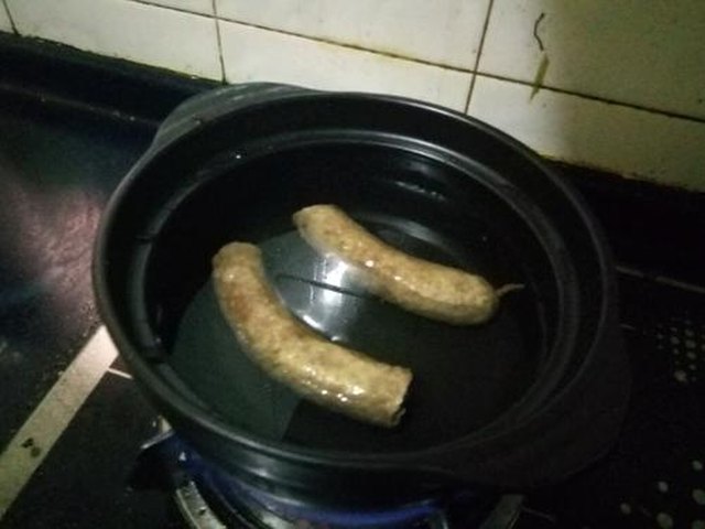 【腊肠肉酱面】步骤3