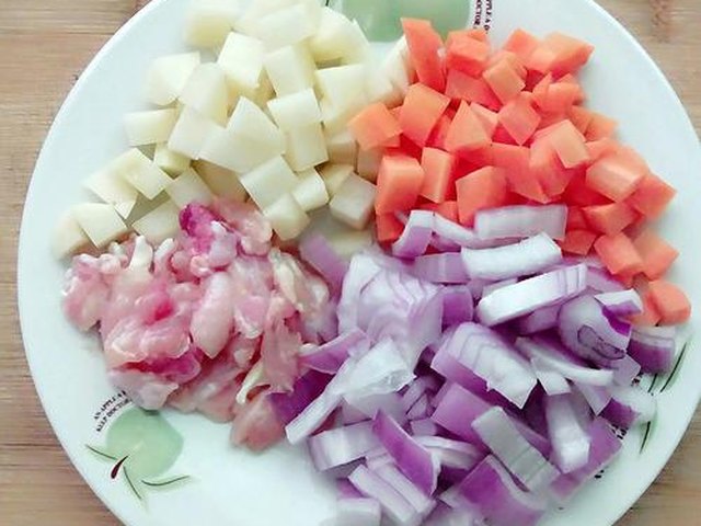 【咖喱鸡肉盖浇饭】步骤2