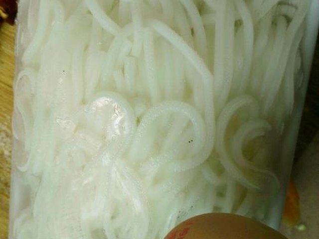 【胡萝卜青菜鸡蛋炒粉】步骤1