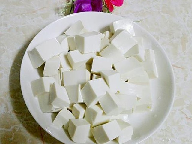 【毛豆冬菇煮豆腐】步骤3