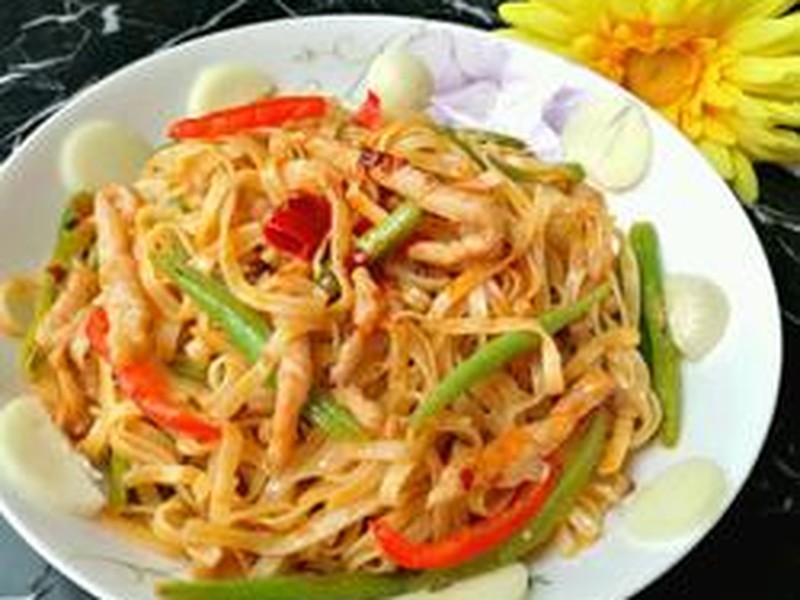豆角炒肉卤面