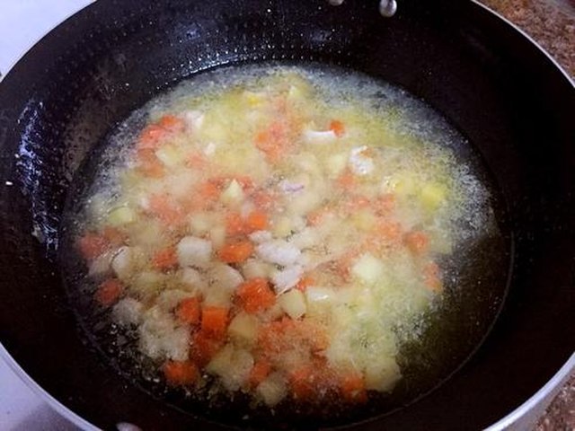 【咖喱土豆鸡饭】步骤4