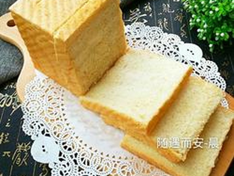 全麦酸奶吐司