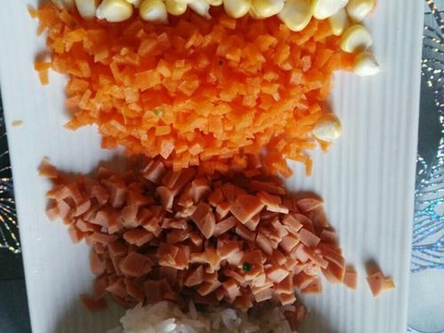 【蔬菜粒炒饭】步骤1