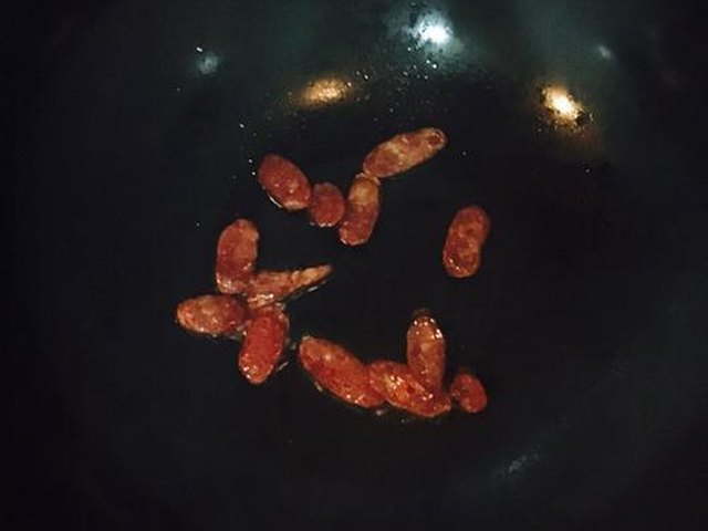 【腊味什锦炒饭】步骤4