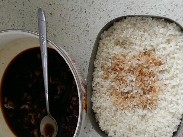 【酱香培根饭】步骤1