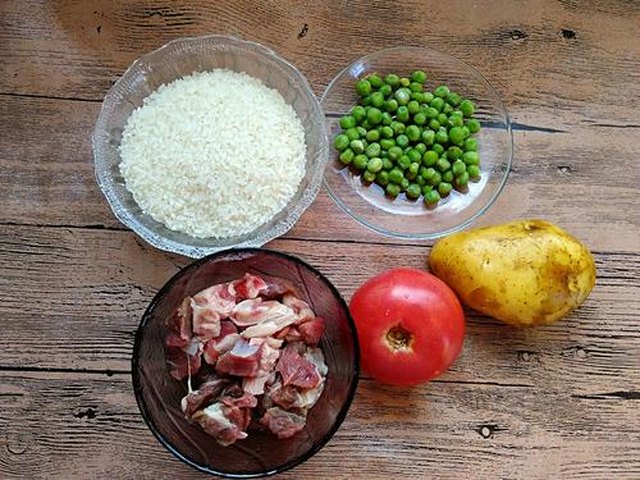 【番茄牛腩焖米饭】步骤1