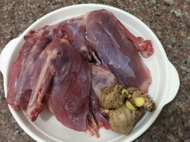 【姜母鸭】步骤1
