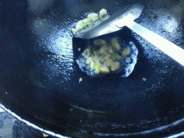 【什锦炒米饭】步骤4