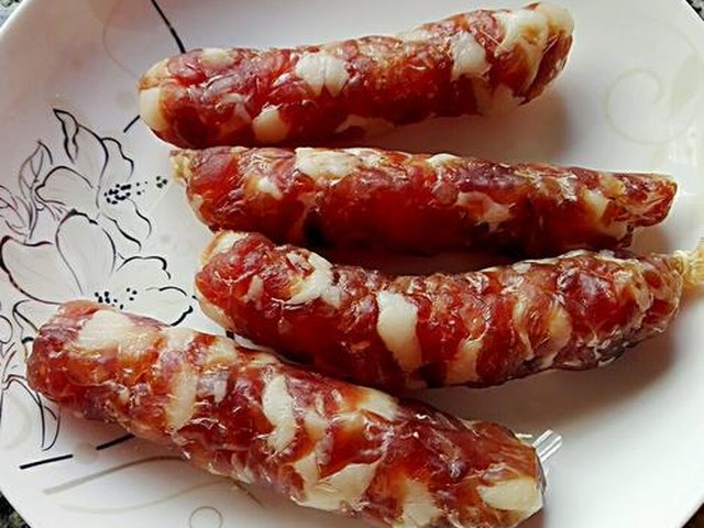 【腊肠豌豆饭】步骤2