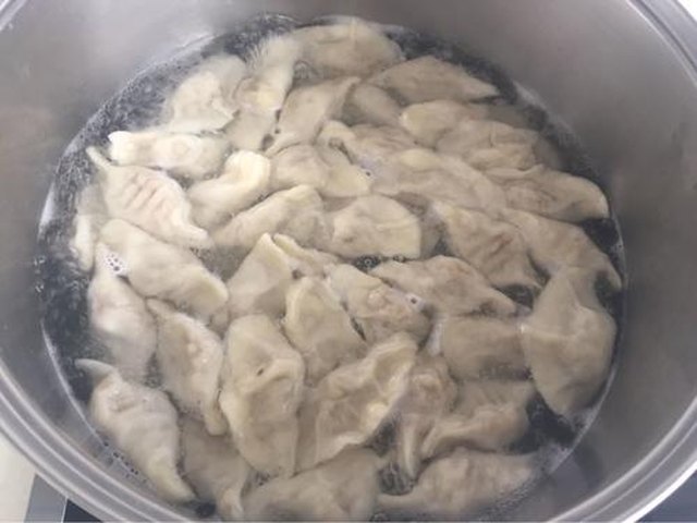 【酸汤水饺】步骤4