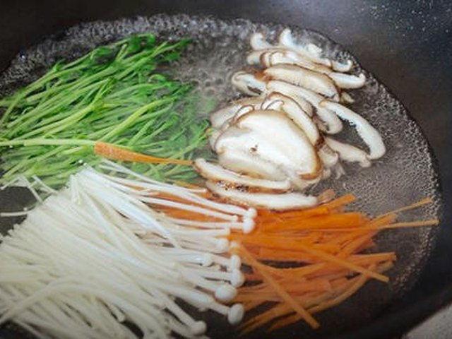 【石锅拌饭】步骤2