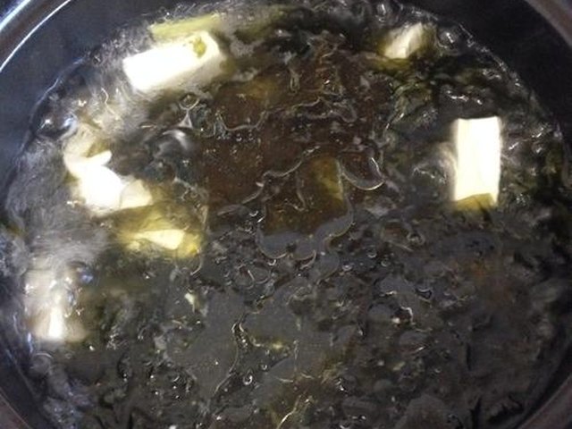 【紫菜豆腐汤】步骤4