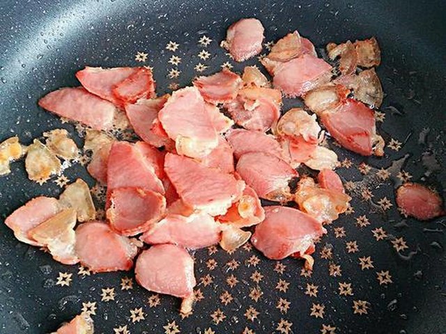 【腊味杂蔬焖饭】步骤2