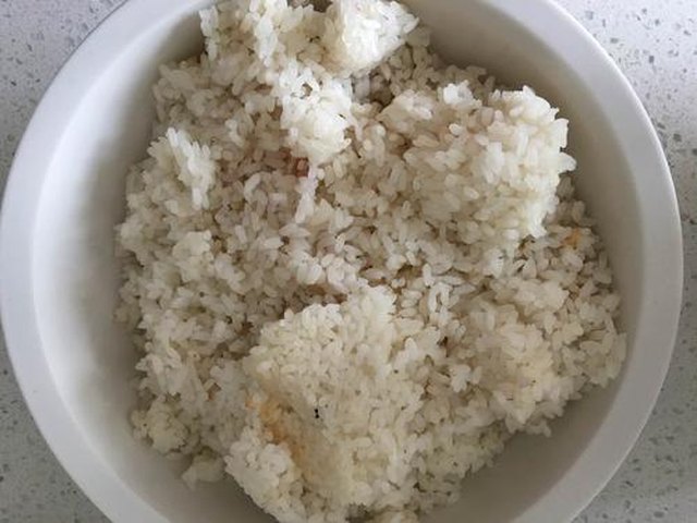 【香肠炒饭】步骤1