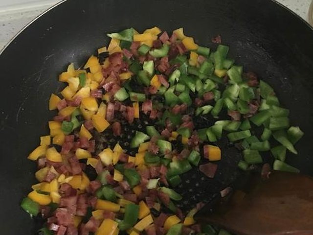 【香肠炒饭】步骤4