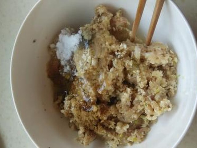 【香菇鸡肉馄饨】步骤3