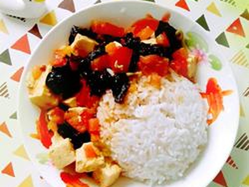 豆腐卤汁盖饭