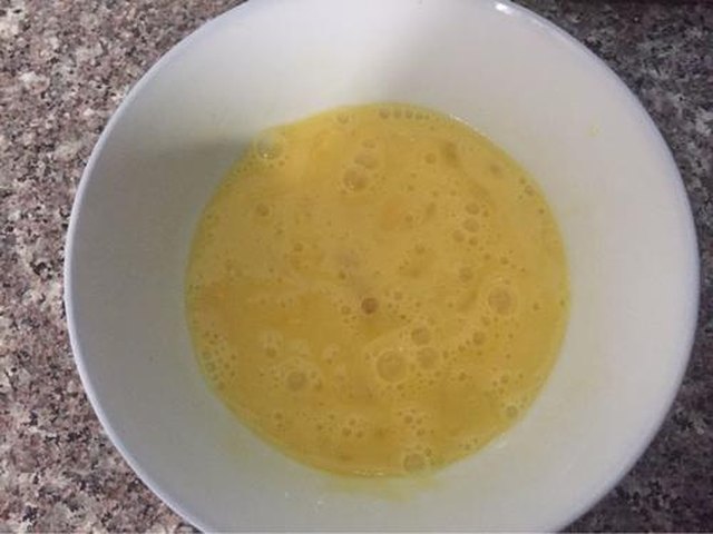 【火腿蛋炒饭】步骤1