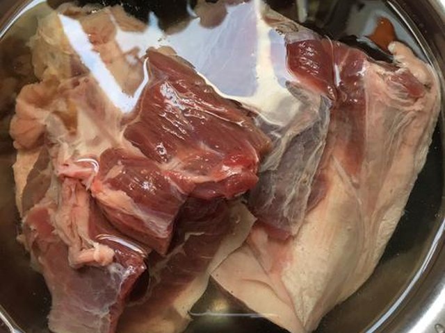 【牛肉汤面】步骤2