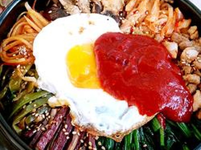 韩式石锅拌饭