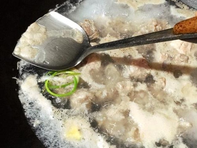【红烧排骨面】步骤3
