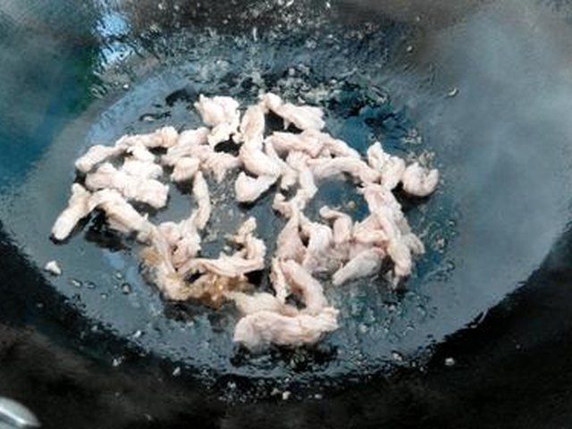 【蔬菜肉丝面】步骤2