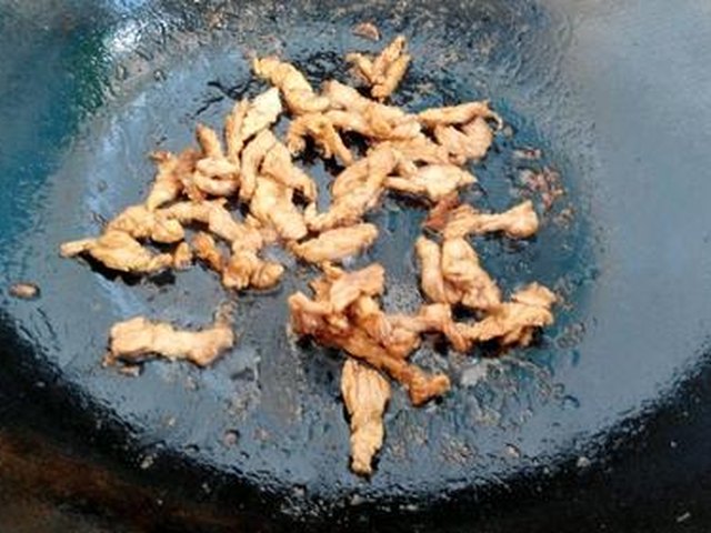 【蔬菜肉丝面】步骤3